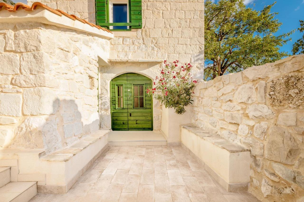 Old Stone House Gp Villa Podstrana Bagian luar foto